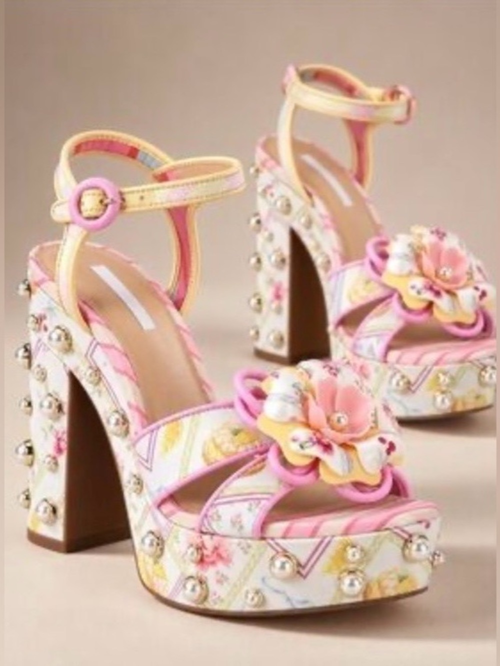 🆕 Gianni Bini | Brook Two Floral Postcard Print Pearl Platform Block Heels